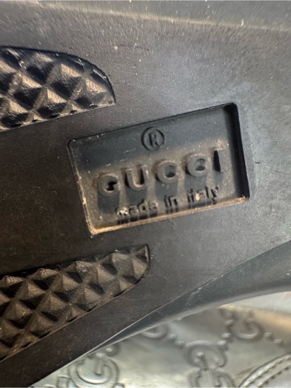 Gucci Guccissima Silver Leather Low Top Sneakers Size 39.5 Designer Shoes - Picture 9 of 12